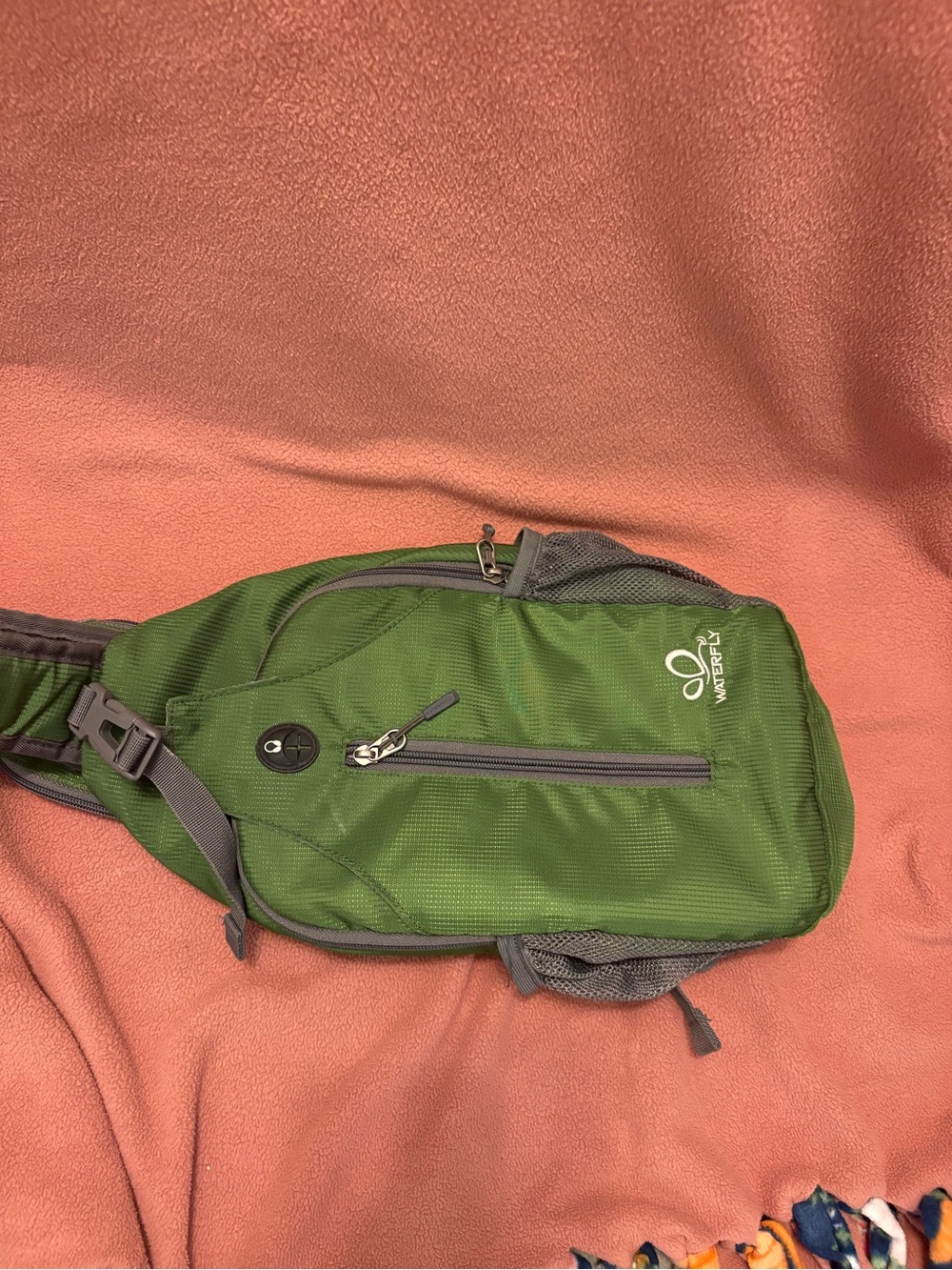 Wilderness Green Sling Backpack for Men - Hands-Free Crossbody